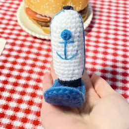 SpongeBob's Krusty Krab Staff Hat Hair Clip By Amori Fati